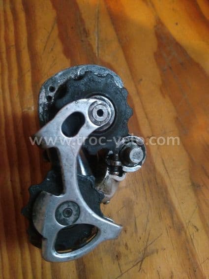 dérailleur arrière shimano 105 9V - 3