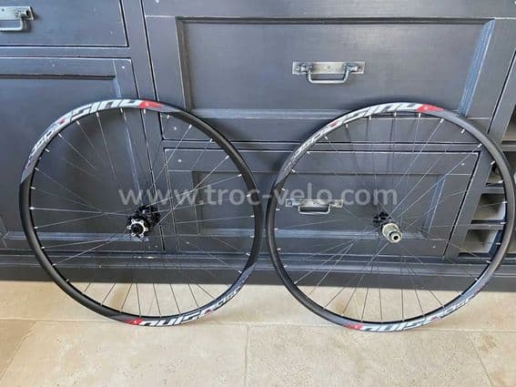 Paire roues Disc Vélox Mach1 Pulse 15 neuf - 1