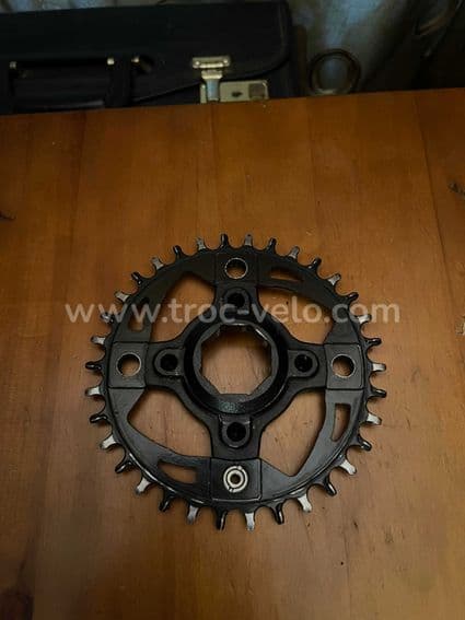 Plateau VTT 9-10 VITESSES 34 DENTS MIRANDA CHAINFLOW 3D POUR TRANSMISSION MONO PLATEAU.   Livraison offerte ! - 2