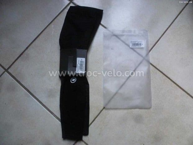 Manchettes assos trail protector - 1