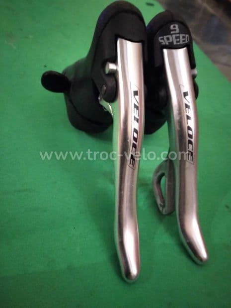 Manette CAMPAGNOLO Veloce 9v compatible 2 ou 3 Plateaux - 3