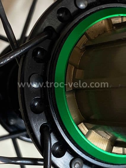 PAIRE DE ROUES CARBONE À BOYAUX ULTRA LÉGÈRES  - 5