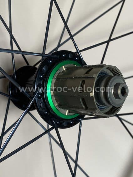 PAIRE DE ROUES CARBONE À BOYAUX ULTRA LÉGÈRES  - 2