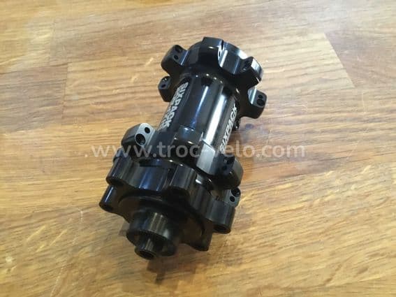 Moyeu avant sixpack racing 10/100 28 trous disque neuf  - 2