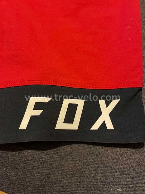 Short Fox Rouge (taille 28) + paire chaussettes - 8