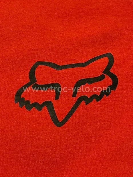 Short Fox Rouge (taille 28) + paire chaussettes - 7