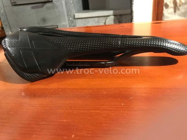 selle italia XLR  super flow  rais carbone 142mm - 2