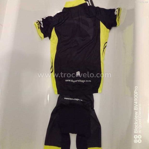 Tenue cycliste cuissard et maillot neuf - 2