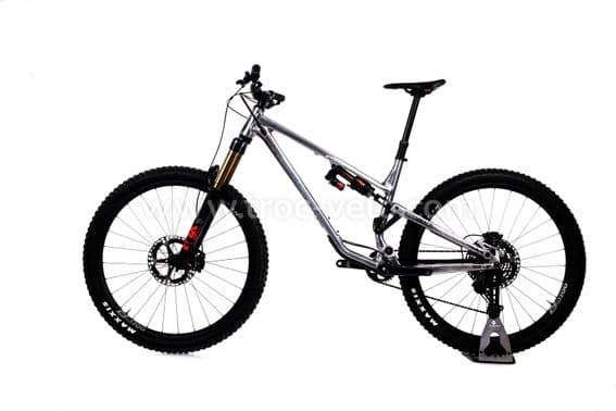 Commencal META TR V4 - 200135 - 3