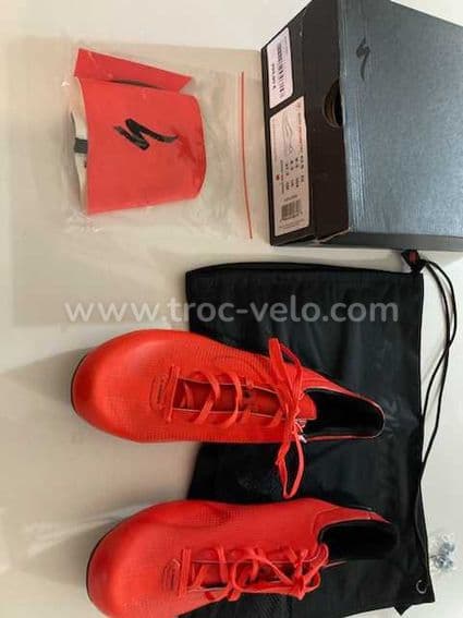 SPECIALIZED S-WORKS SUB6 lacets T42.5 - 2