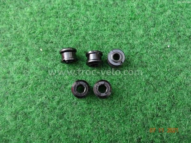 Vis cheminé pour Pédalier Shimano XTR960 4 branches  - 1