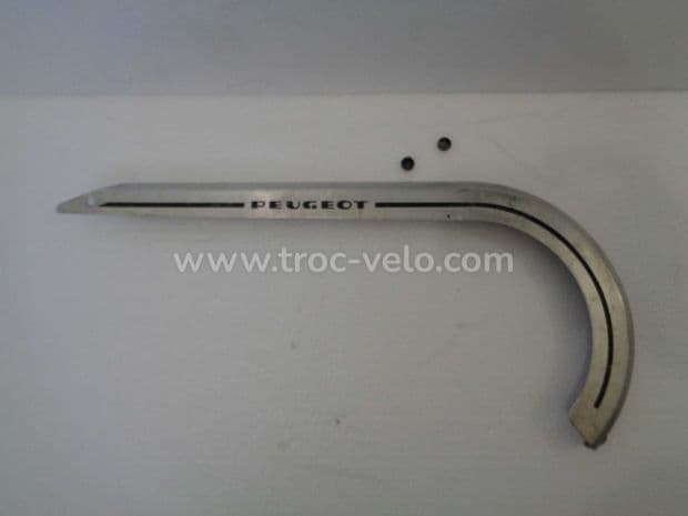 protége plateaux & chaine peugeot original - 1