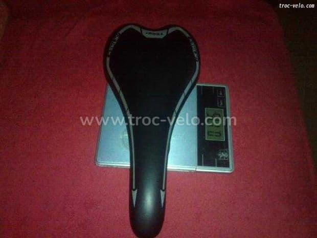 Selle type slr 180 grammes - 1