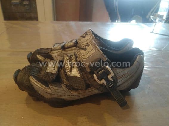 Vente paire de chaussure spiuk  - 1