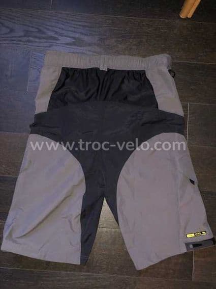 Short VTT avec cuissard - 3