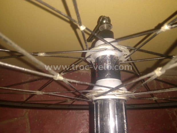 paire de roues pneu patin jante kinlin XR 200 moyeux DT240S based rayons Sapim cx sprint - 2