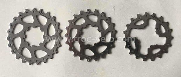 CASSETTE CAMPAGNOLO CHORUS 9v 13 - 23 - 3
