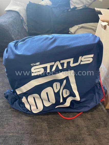 Casque 100% Status  - 3