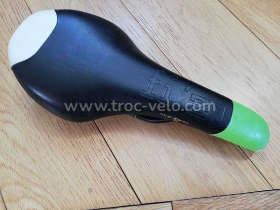 Vends selle FIZIK Tundra 2 - 1