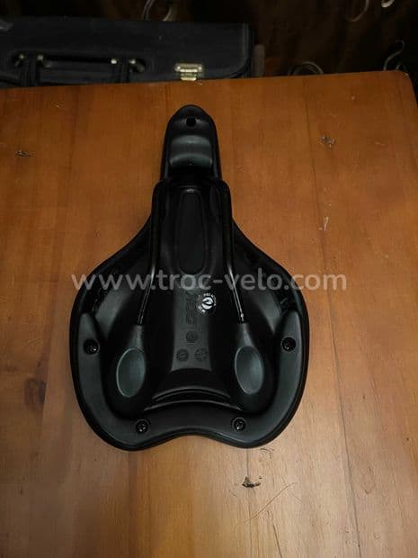 Selle DDK 155X260mm. Livraison offerte ! - 2