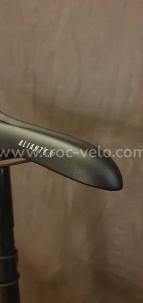 Selle Fizik Aliante R3 Open Regular - noire - 2