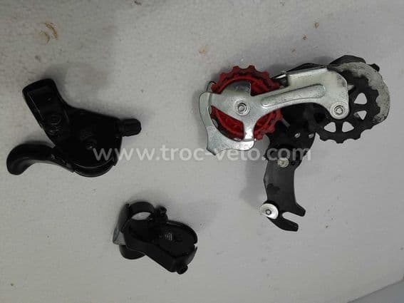 Dérailleur arrière shimano tourney  et comandes de vitesse  - 4