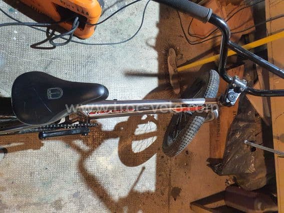 BMX ruption friction - 3