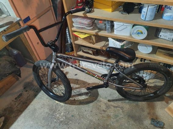 BMX ruption friction - 1