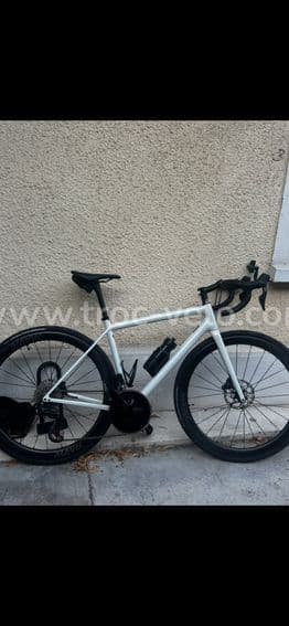 Specialized Aethos taille M – roues carbone Mavic (-1AN) freins à disque - 1