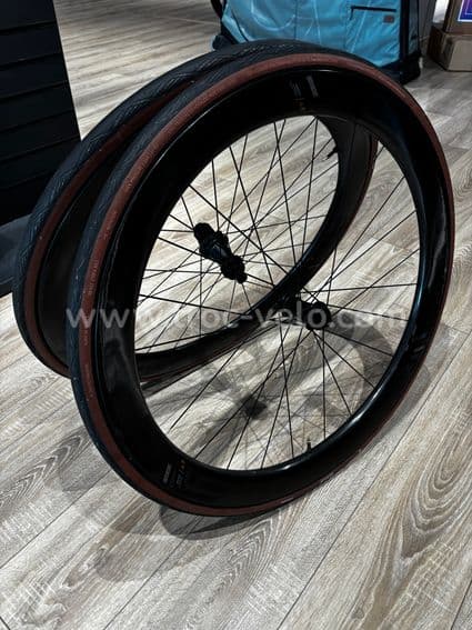 PAIRE DE ROUES ENVE SES 4.5 NOIR HG - 4
