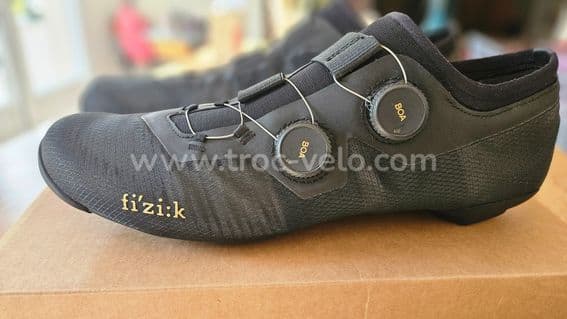 Chaussure Fizik Vega Carbone Taille 45 - 1