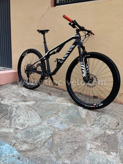 Canyon Lux Carbone 2022 - 2