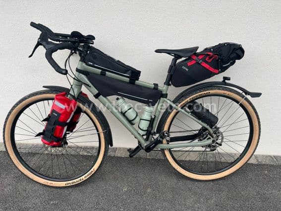 Gravel Riverside touring 920 - 3