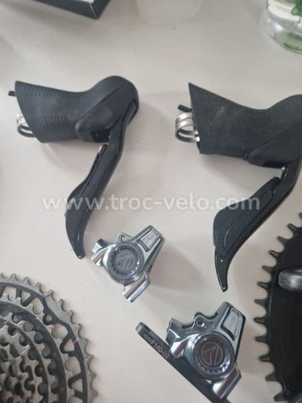 Groupe Wheeltop EDS TX 13v complet – SRAM Force carbone – Garbaruk 52D – 2500 km - 2