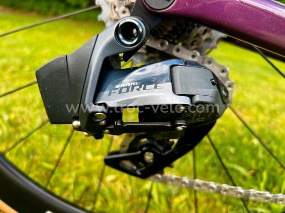 Canyon Ultimate CF SLX 8 Gr.L - 7