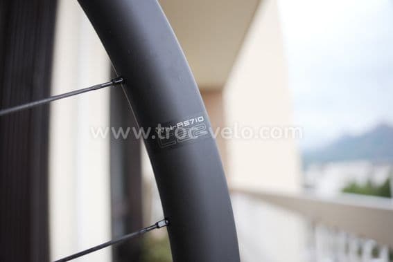Paire de roues carbone Shimano C32 - 1