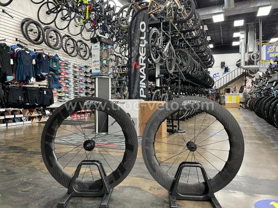 Paire de roues ZIPP 858 NSW 700 Tubeless - 1