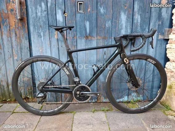 Vélo carbone Scott Addict RC Pro disques, route course - 2
