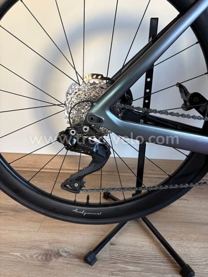 Bianchi Oltre Race 105 Di2 12v + Hunt 44 Carbone + Capteur de puissance - 2