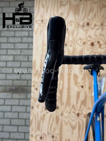 Trek Madone SLR 9 Disc eTap P1 Carbon Vélo de Route Sram Red AXS 2020 - 4