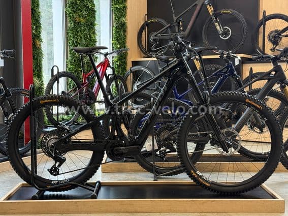 Pivot SHUTTLE AMPD Pro XO 26 Noir - 2