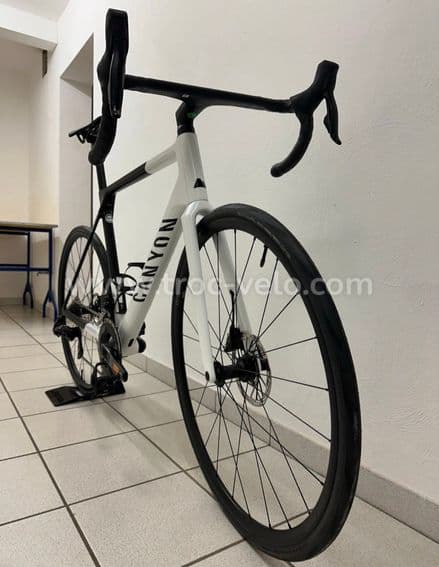 Canyon Ultimate CF SL 7 AXS de 2024 - 1