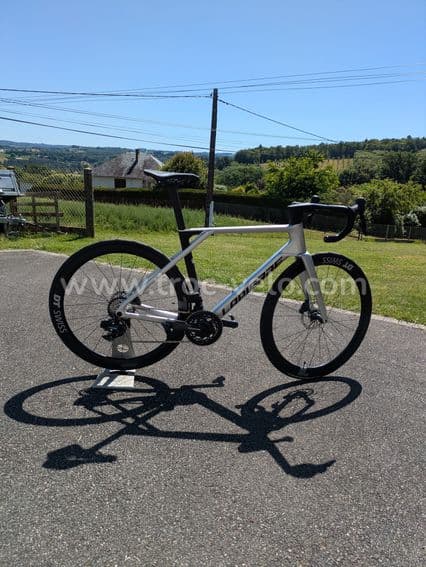 Roue DT SWISS ERC 1600 NEUVES profil 45 mm AVEC DISC et PNEUS - 2