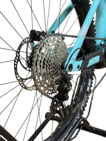 Cube Stereo Hybrid 160 HPC Race 750 Carbon VTT électrique Shimano Deore 2024 - 13