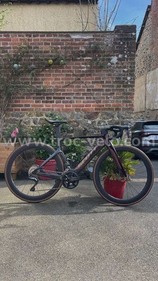 Scott Foil RC30 - Vélo route carbone aéro - Freins disque - 1