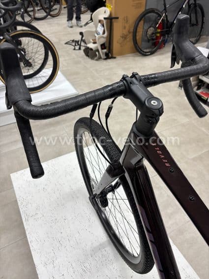 Vélo gravel GIANT REVOLT 1 - 4