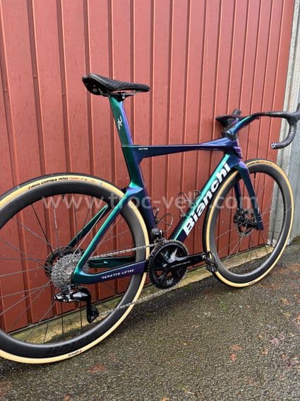 Bianchi Oltre DuraAce Di2 - 4