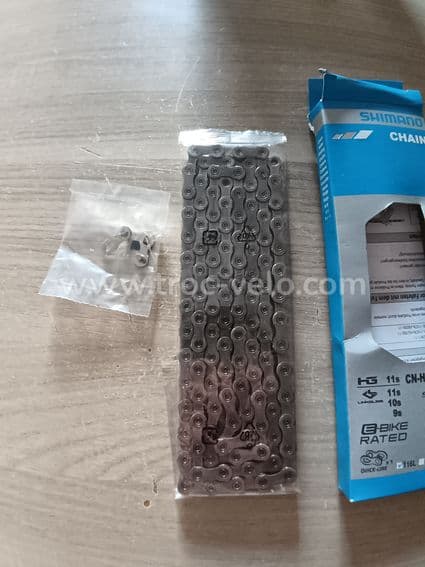 Lot cassettes et chaîne shimano - 4