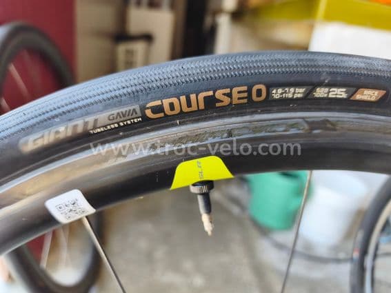 Vend paire de roue en carbone - 3