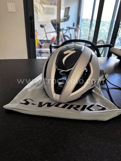 Specialized evade 3 - 1